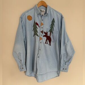 Vintage Men’s Denim Button Up Shirt with Moose and Trees Appliqué Size Medium
